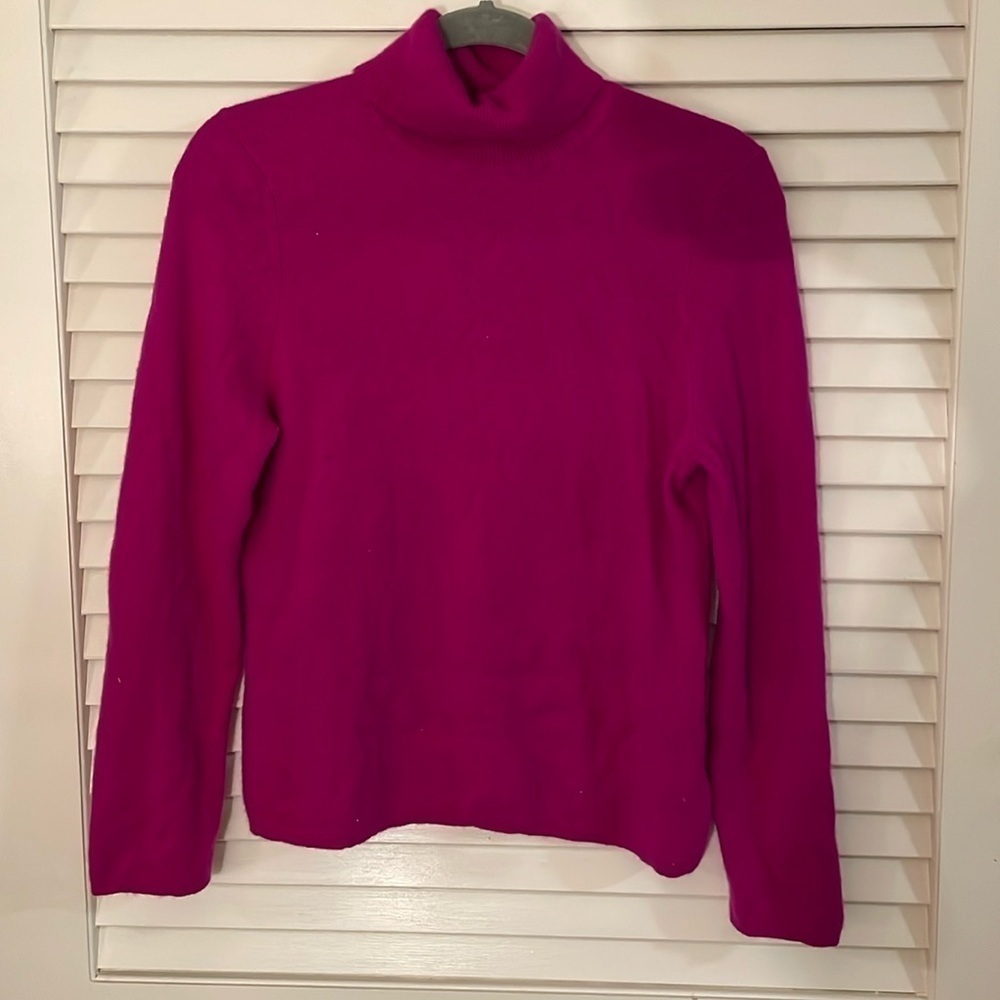 Cashmere Charter Club Magenta Turtle Neck Vintage